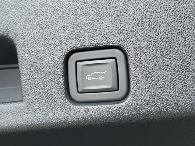 Used 2024 GMC Acadia Elevation w/ LPO, Floor Liner Package image 9