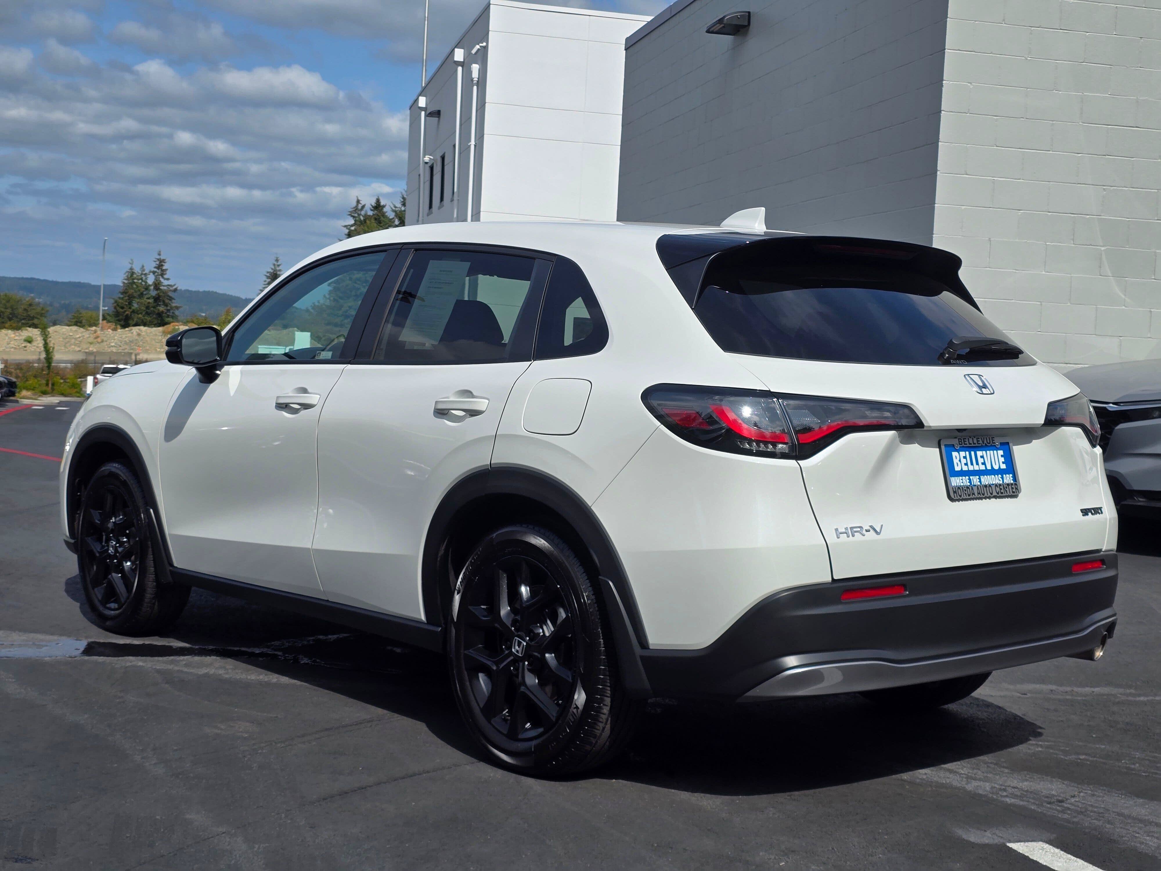 Used 2024 Honda HR-V Sport image 7