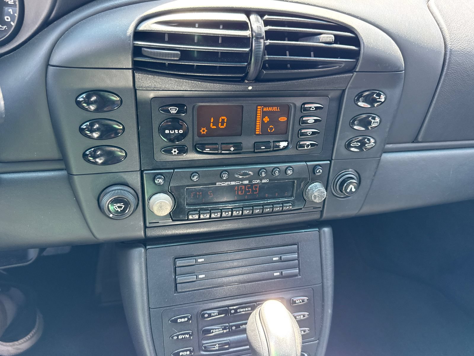 Used 2000 Porsche 911 Carrera RWD image 19
