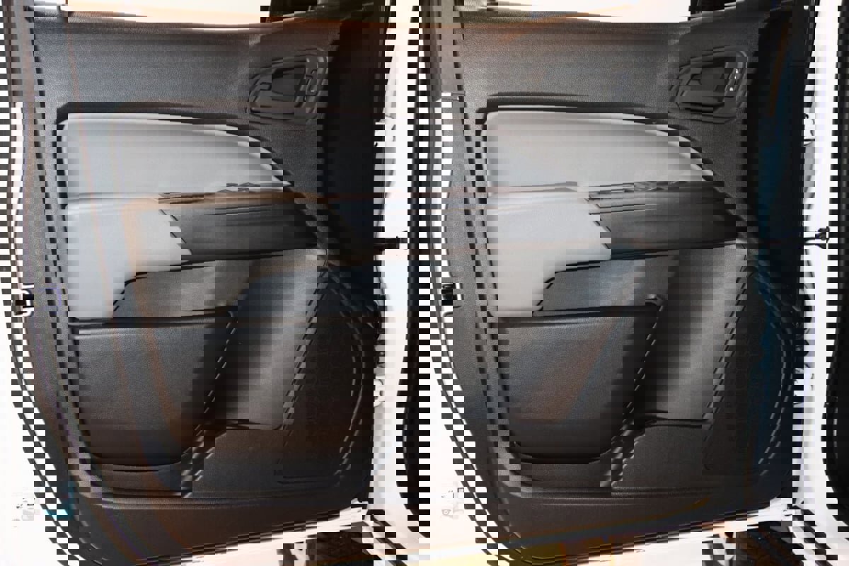 Used 2015 Chevrolet Colorado W/T w/ WT Convenience Package image 26