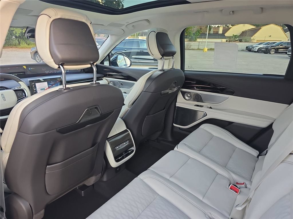 New 2026 Lincoln Nautilus Black Label AWD/4WD image 14