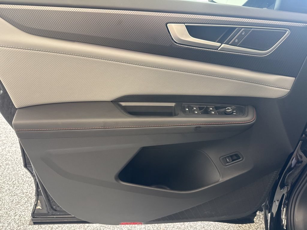 New 2026 Volkswagen Atlas Peak Edition AWD/4WD image 13