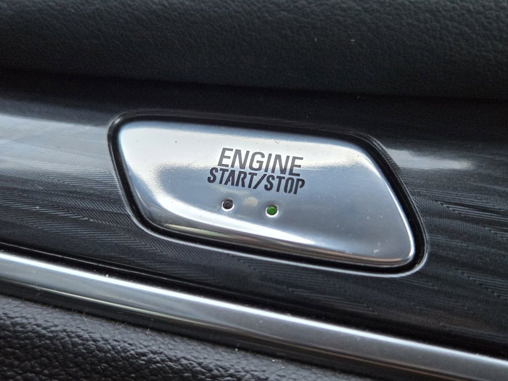 Used 2024 Buick Enclave Premium image 23