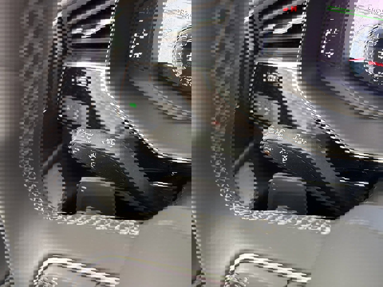 New 2025 Audi Q8 Premium Plus image 22