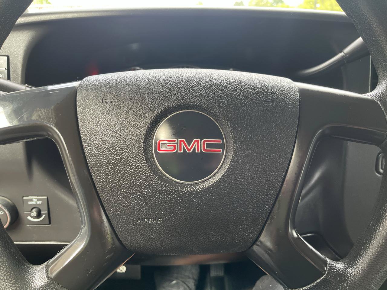 Used 2008 GMC Savana 3500 Extended RWD image 20