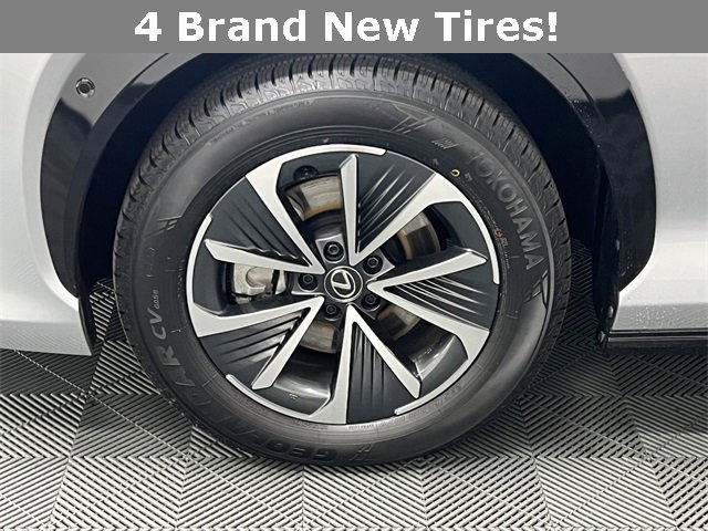 Certified 2024 Lexus RZ 300e Premium w/ Technology Package image 4