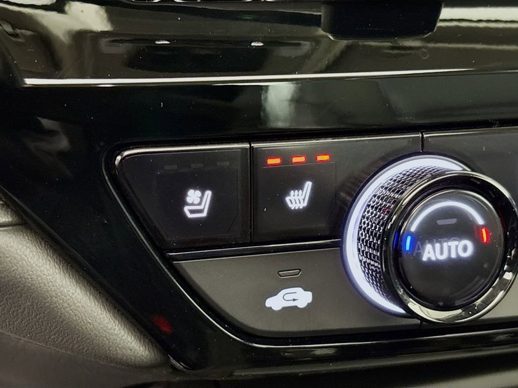 Used 2025 Honda Accord Touring image 22