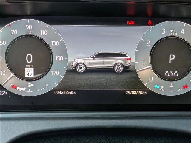 Certified 2025 Land Rover Range Rover Velar Dynamic SE image 11