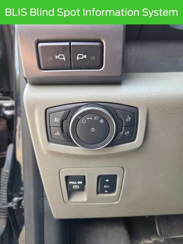 Used 2018 Ford F150 XLT w/ Equipment Group 302A Luxury AWD/4WD image 16