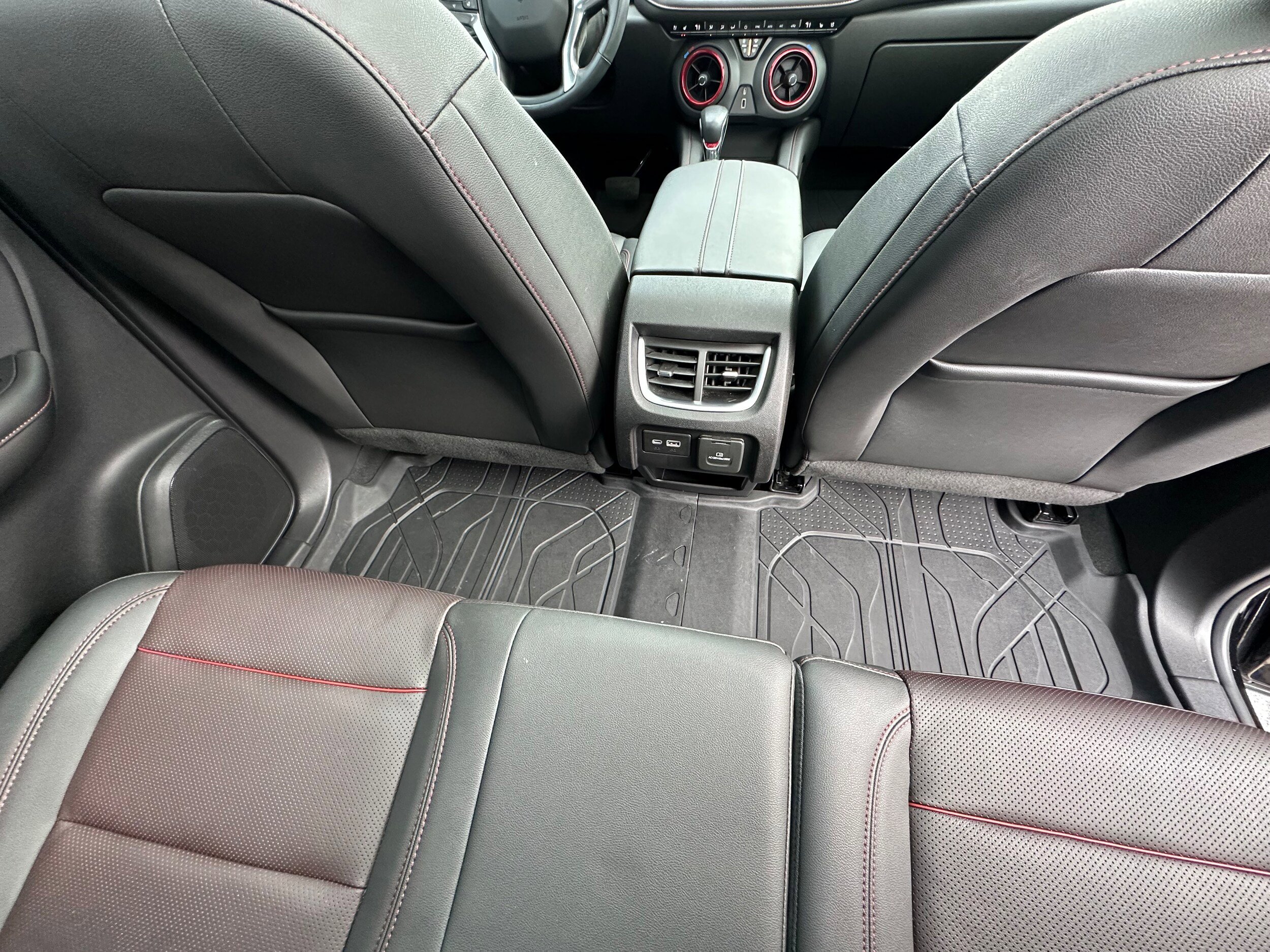 Used 2022 Chevrolet Blazer RS w/ Enhanced Convenience Package image 18