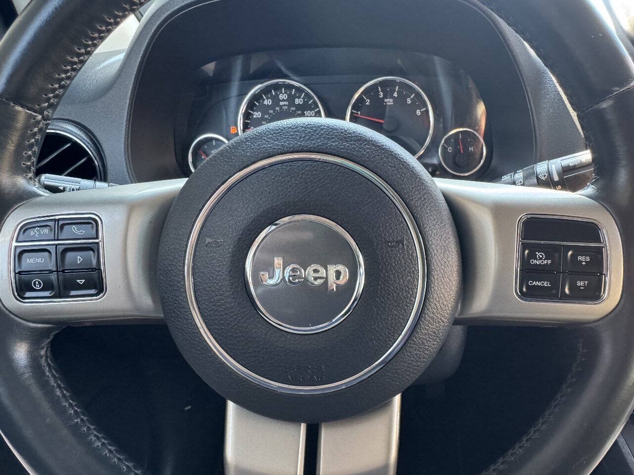 Used 2012 Jeep Compass Limited w/ Sun/Sound Group FWD image 23