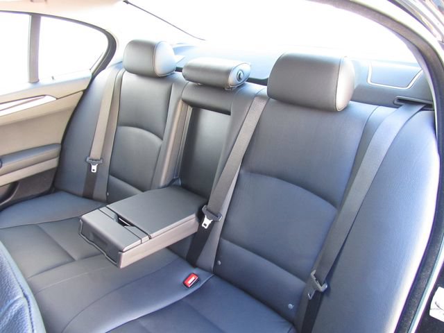 Used 2012 BMW 528i xDrive Sedan AWD/4WD image 17