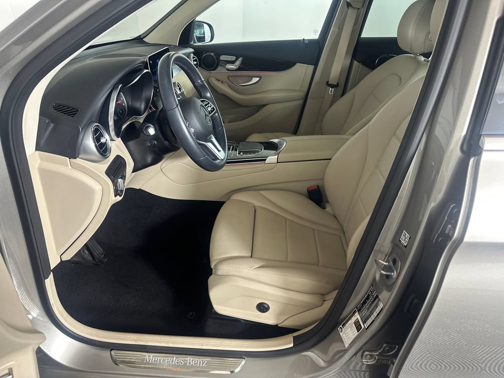Certified 2022 Mercedes-Benz GLC 300 image 9