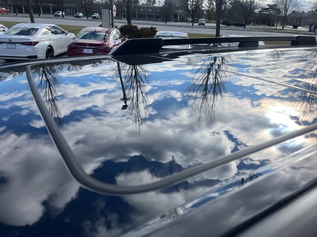 Used 2025 Lexus GX 550 image 11