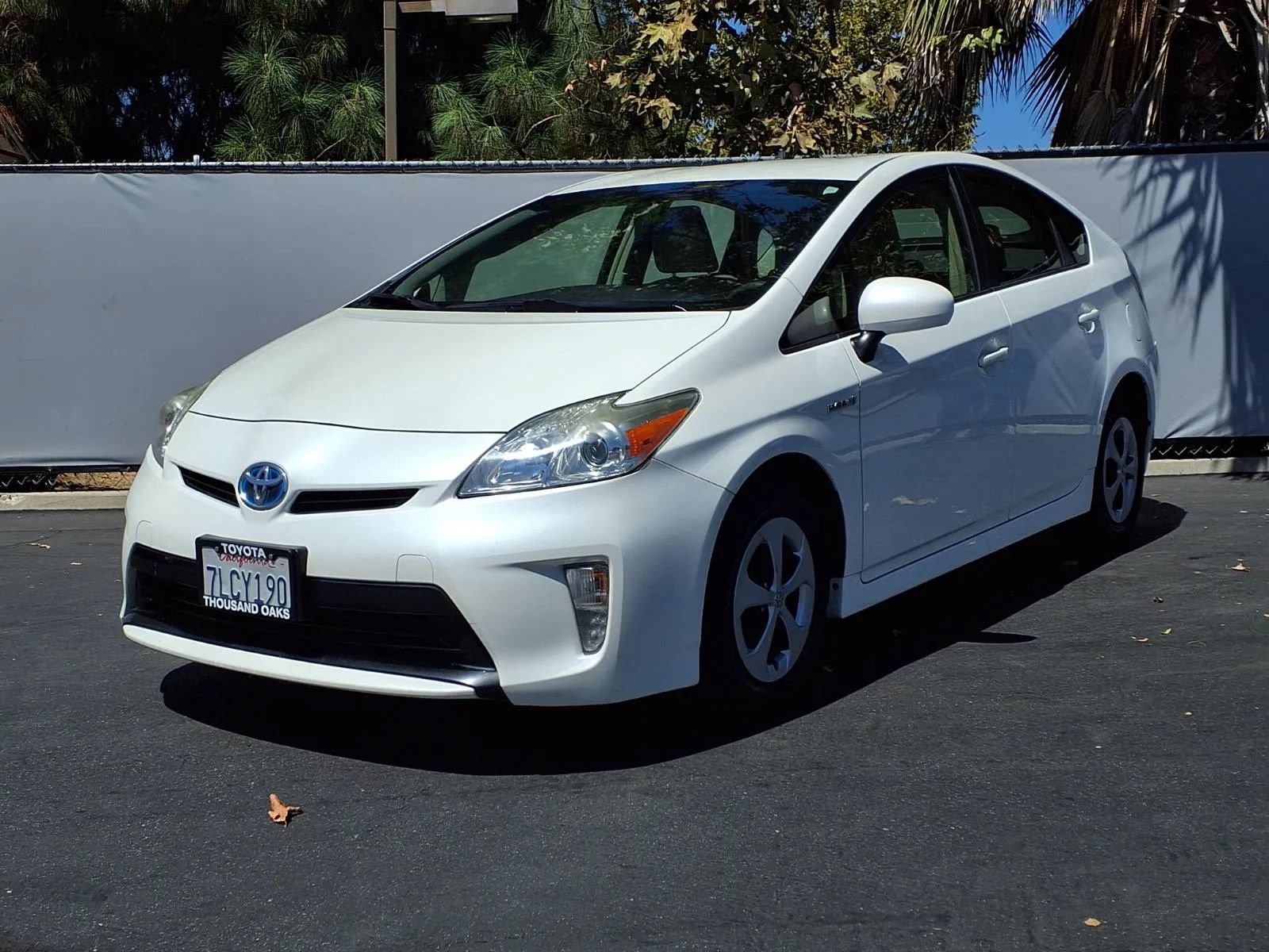 Used 2015 Toyota Prius Two FWD image 1