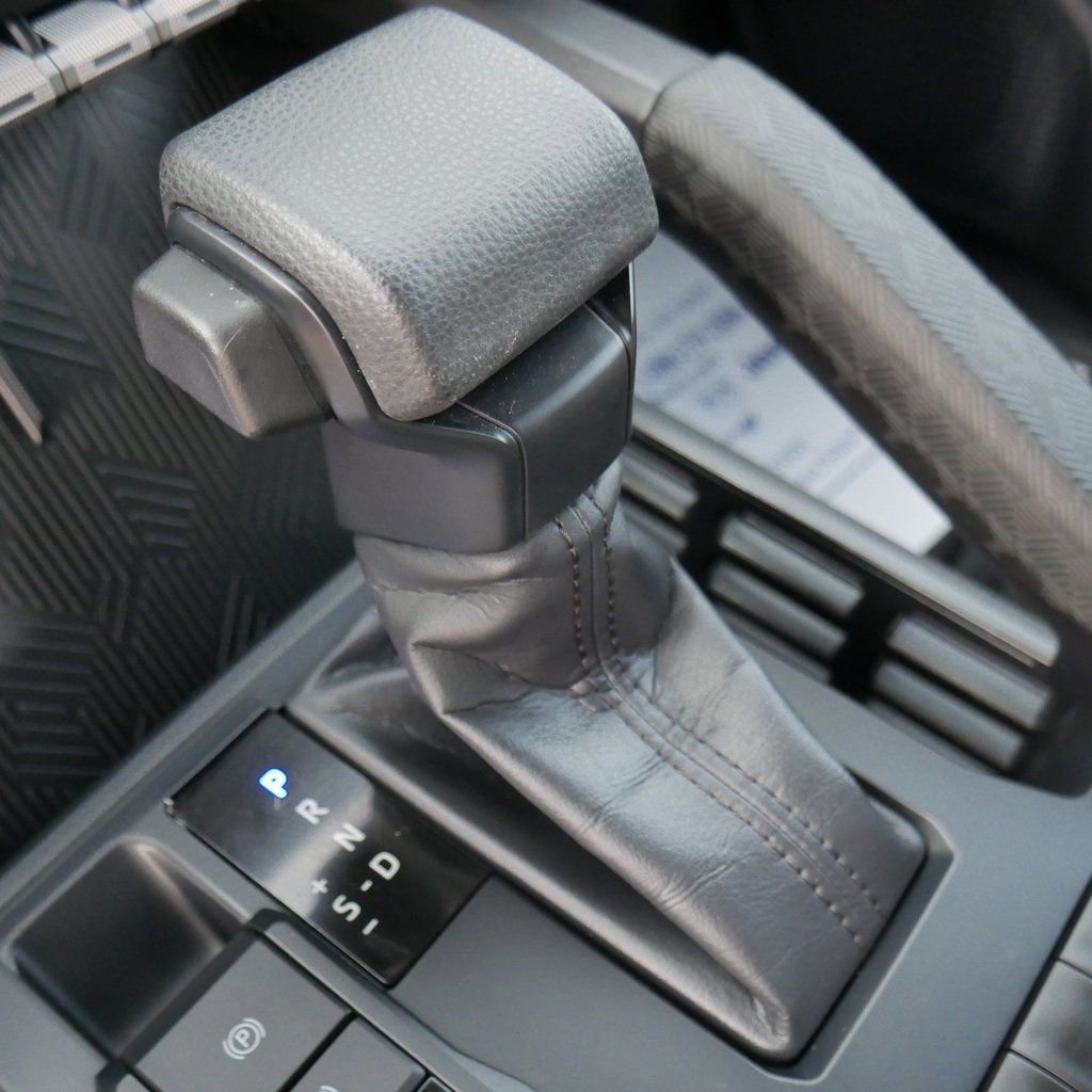 Used 2024 Toyota Tacoma SR5 image 31