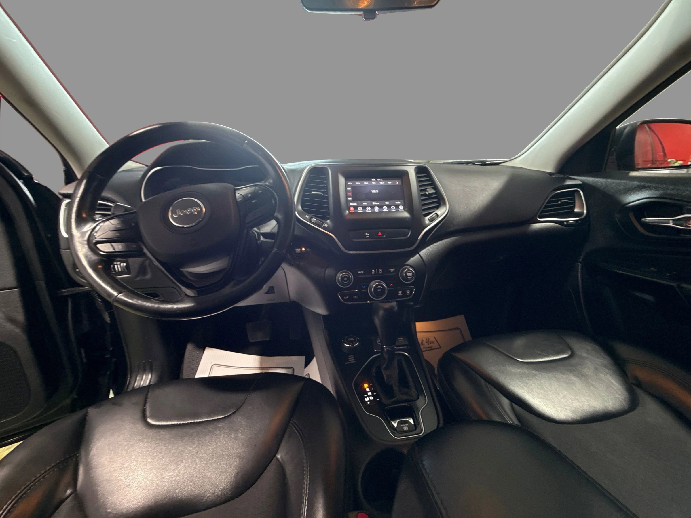 Used 2020 Jeep Cherokee Latitude Plus image 21