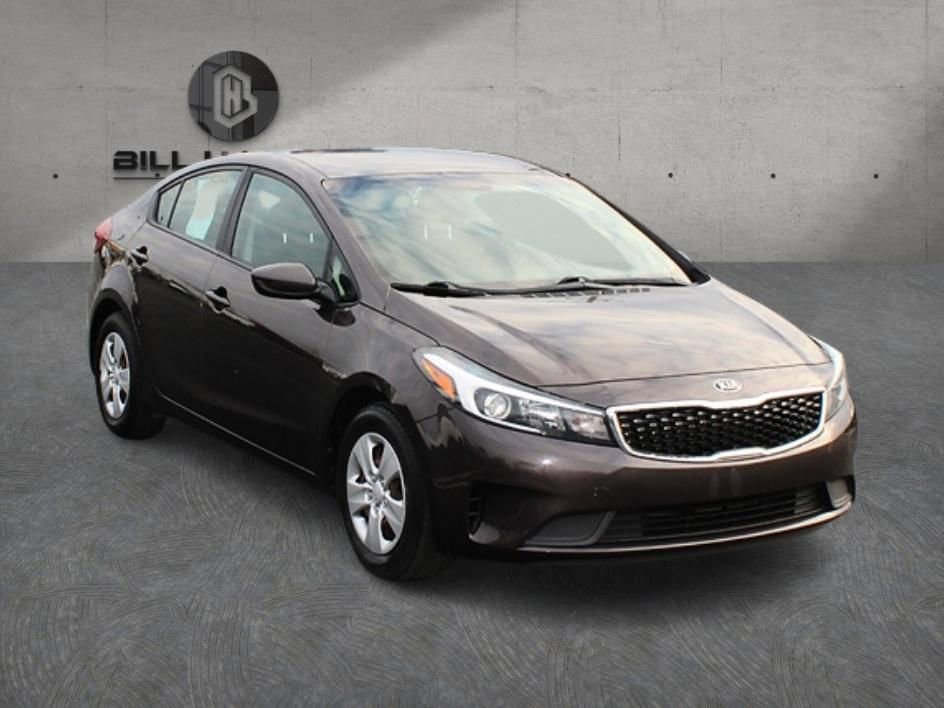 Used 2017 Kia Forte LX image 3