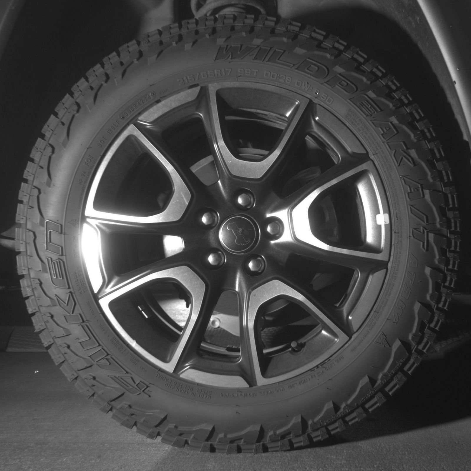 Used 2025 Jeep Compass Trailhawk AWD/4WD image 18