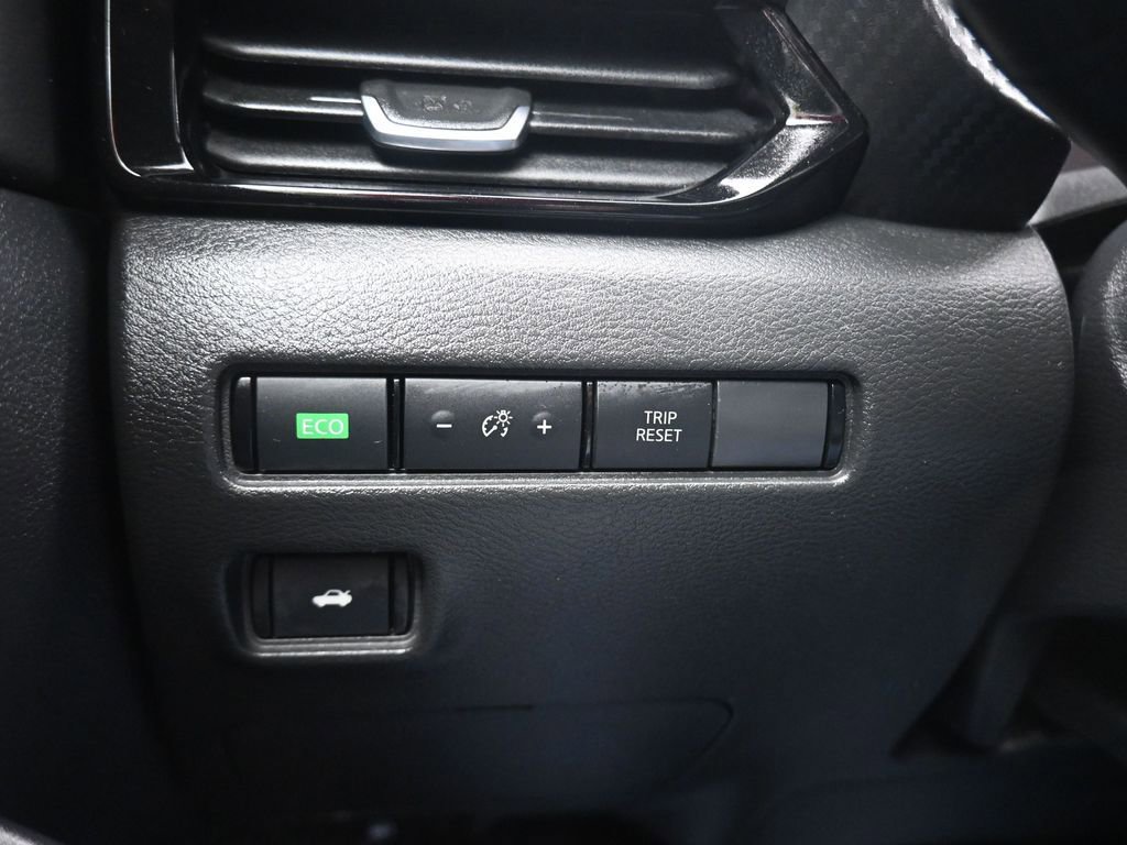 Used 2023 Nissan Sentra SV FWD image 24