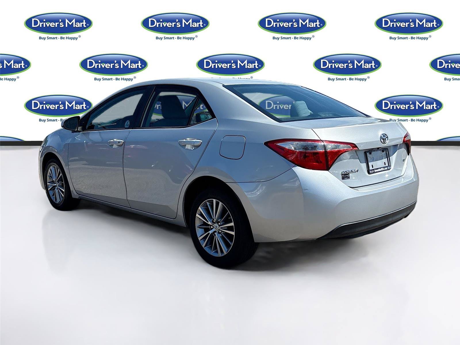 Used 2014 Toyota Corolla LE FWD image 5