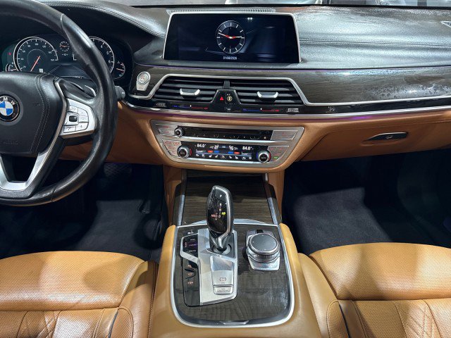 Used 2016 BMW 750i xDrive AWD/4WD image 76