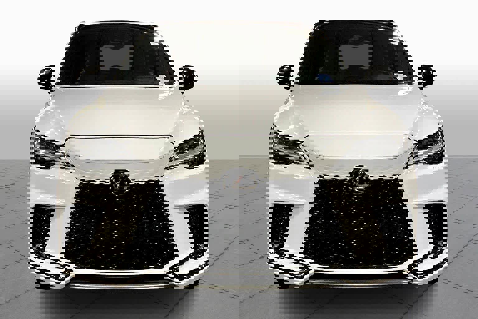 Used 2024 Lexus RX 500h F Sport image 3