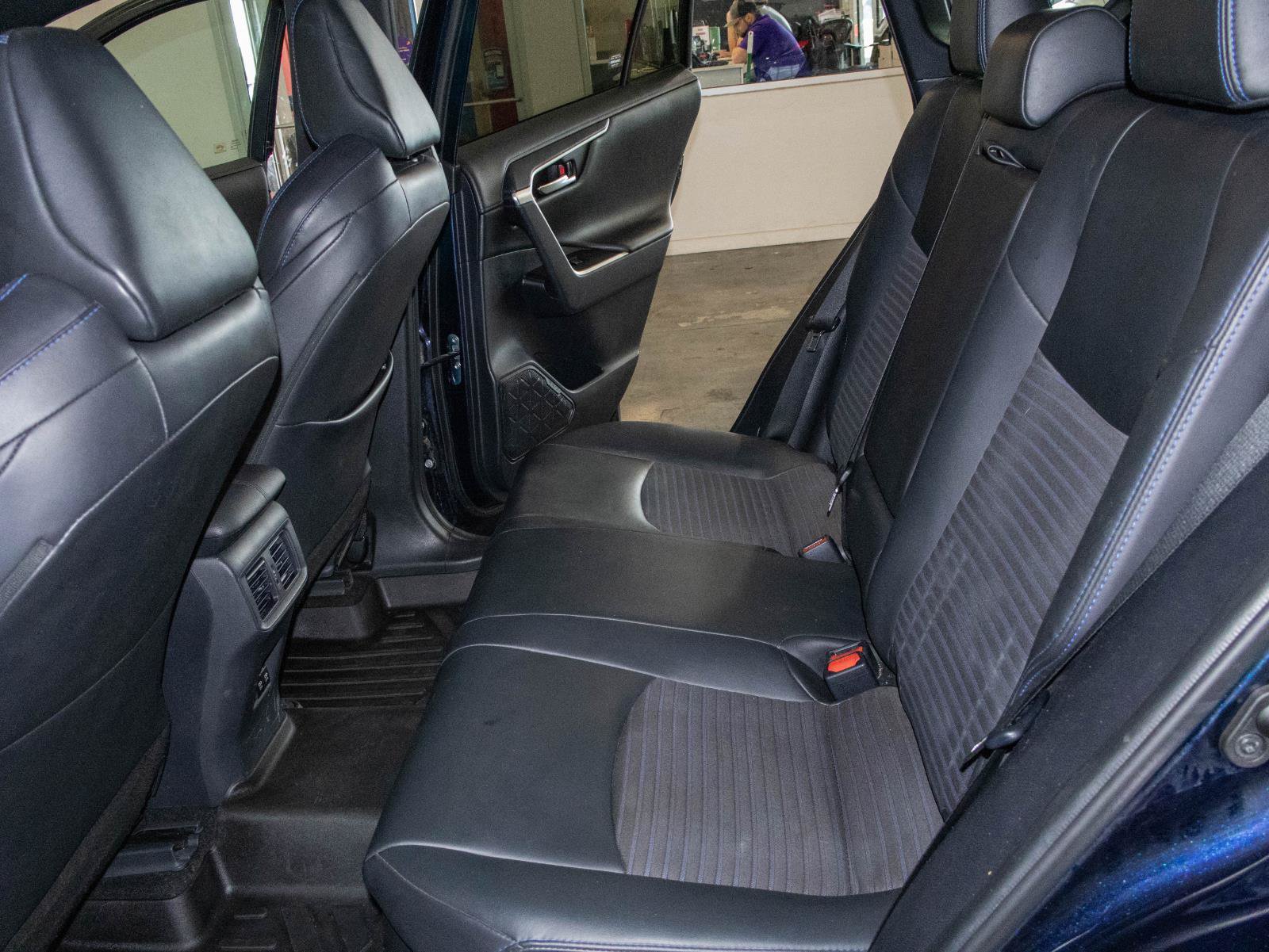 Used 2019 Toyota RAV4 XSE w/ Carpet Mat Package AWD/4WD image 14