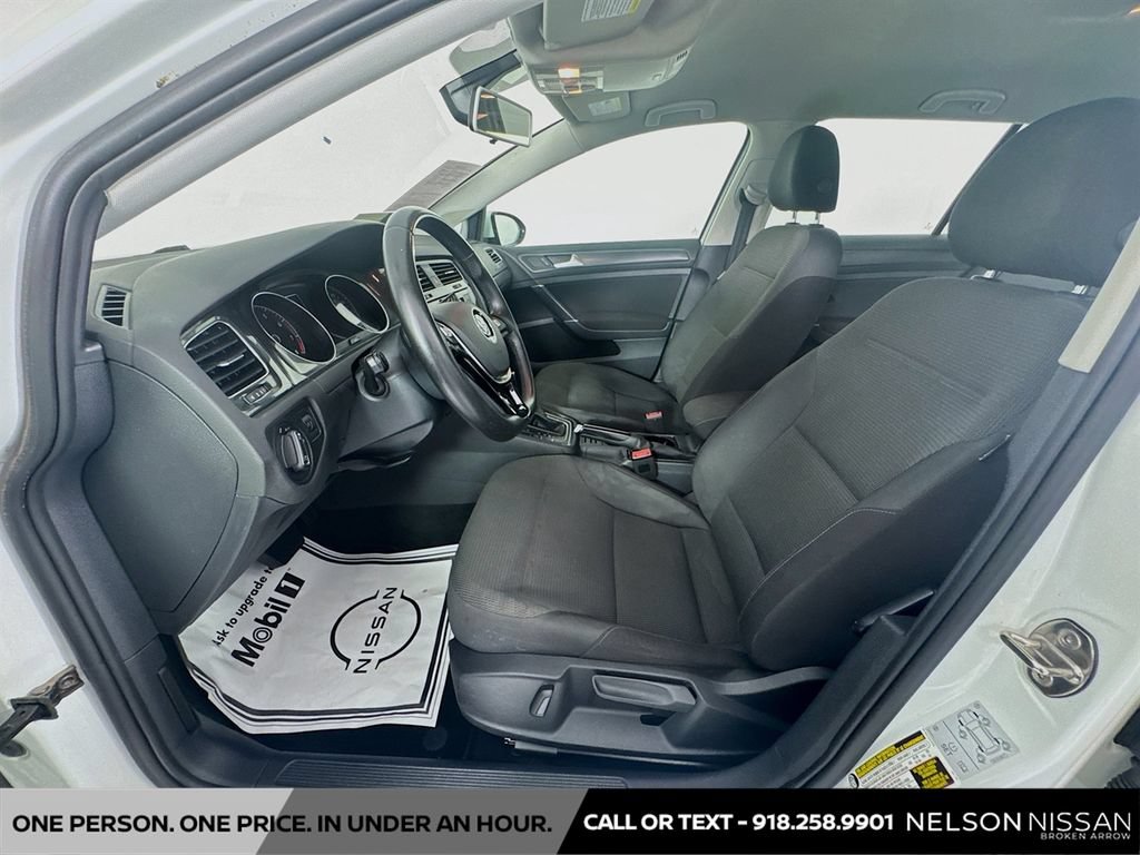 Used 2019 Volkswagen Golf S FWD image 19