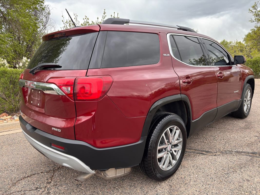 Used 2017 GMC Acadia SLE AWD/4WD image 6