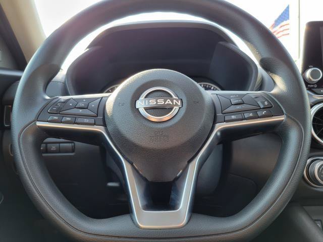Used 2024 Nissan Sentra SV FWD image 11