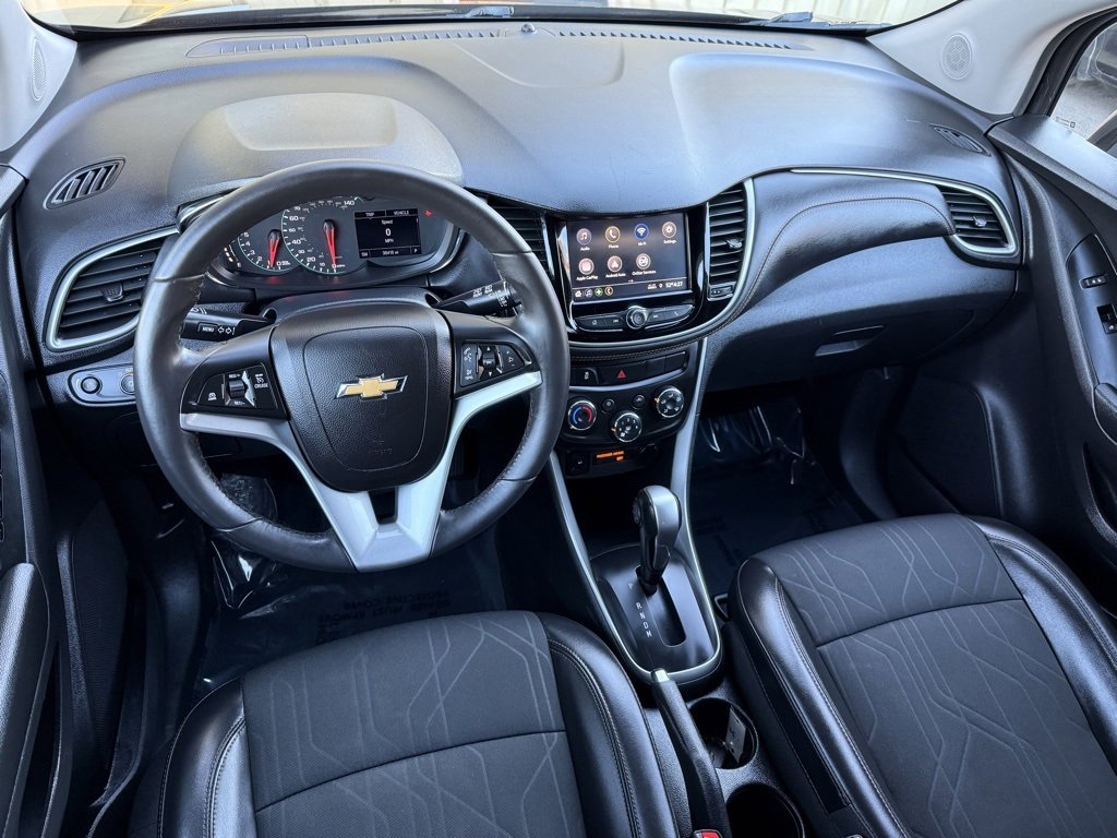 Used 2021 Chevrolet Trax LT w/ LT Convenience Package image 26