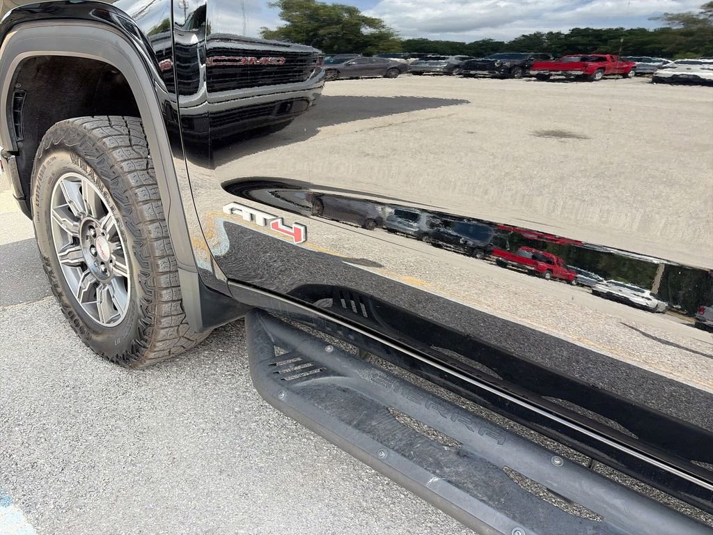 Used 2024 GMC Sierra 1500 AT4 w/ Technology Package AWD/4WD image 40