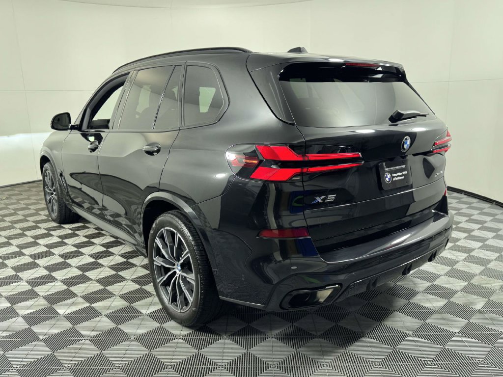 Used 2025 BMW X5 xDrive40i w/ Executive Package AWD/4WD image 8