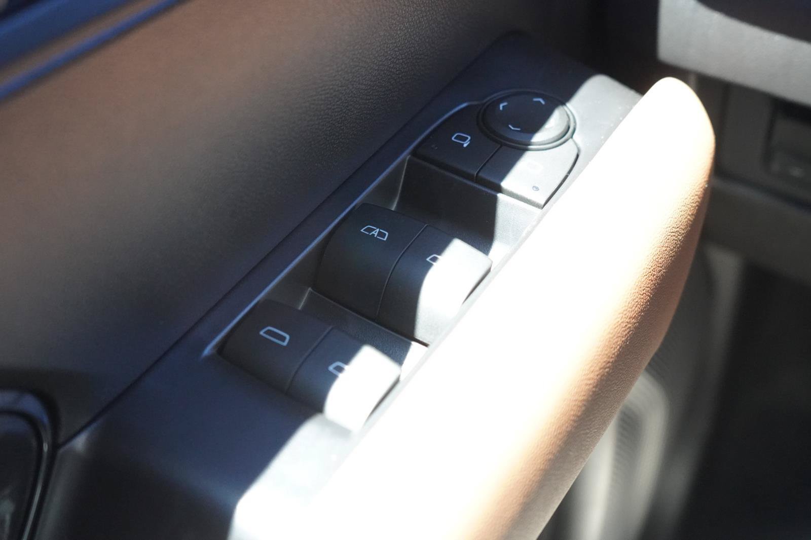 New 2026 GMC Canyon AT4 w/ Technology Plus Package AWD/4WD image 19