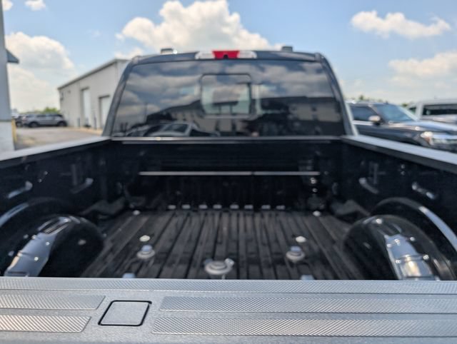 New 2026 Ford F250 Platinum AWD/4WD image 9