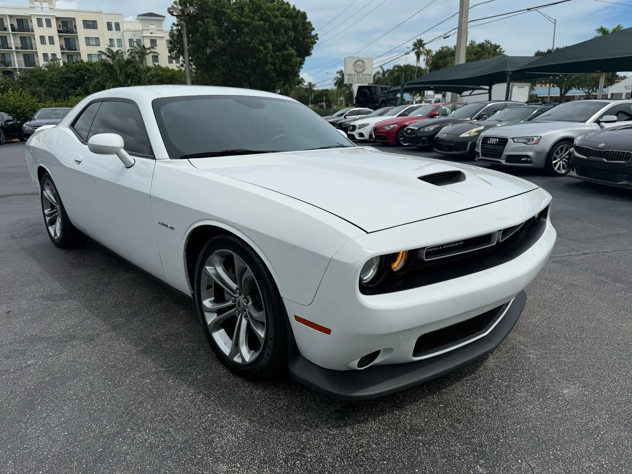 Used 2020 Dodge Challenger R/T image 8
