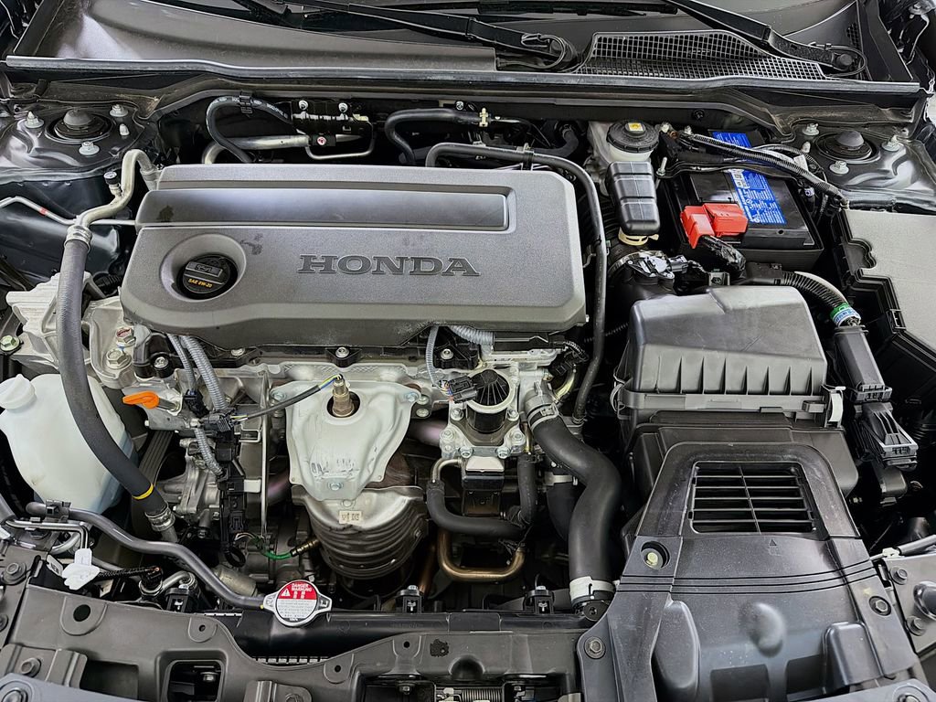 Used 2025 Honda Civic Sport image 29