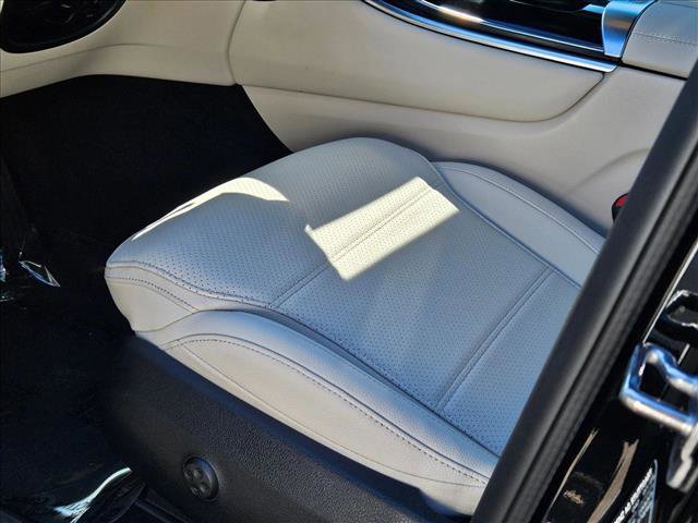 New 2026 Mercedes-Benz GLC 300 image 4