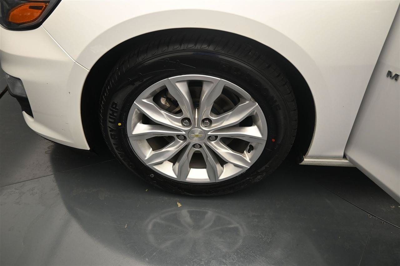 Used 2022 Chevrolet Malibu LT FWD image 15