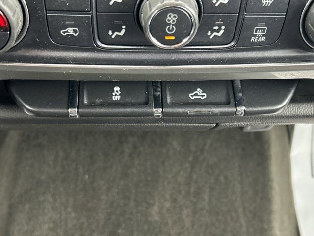 Used 2018 Chevrolet Silverado 1500 LT w/ All Star Edition image 37