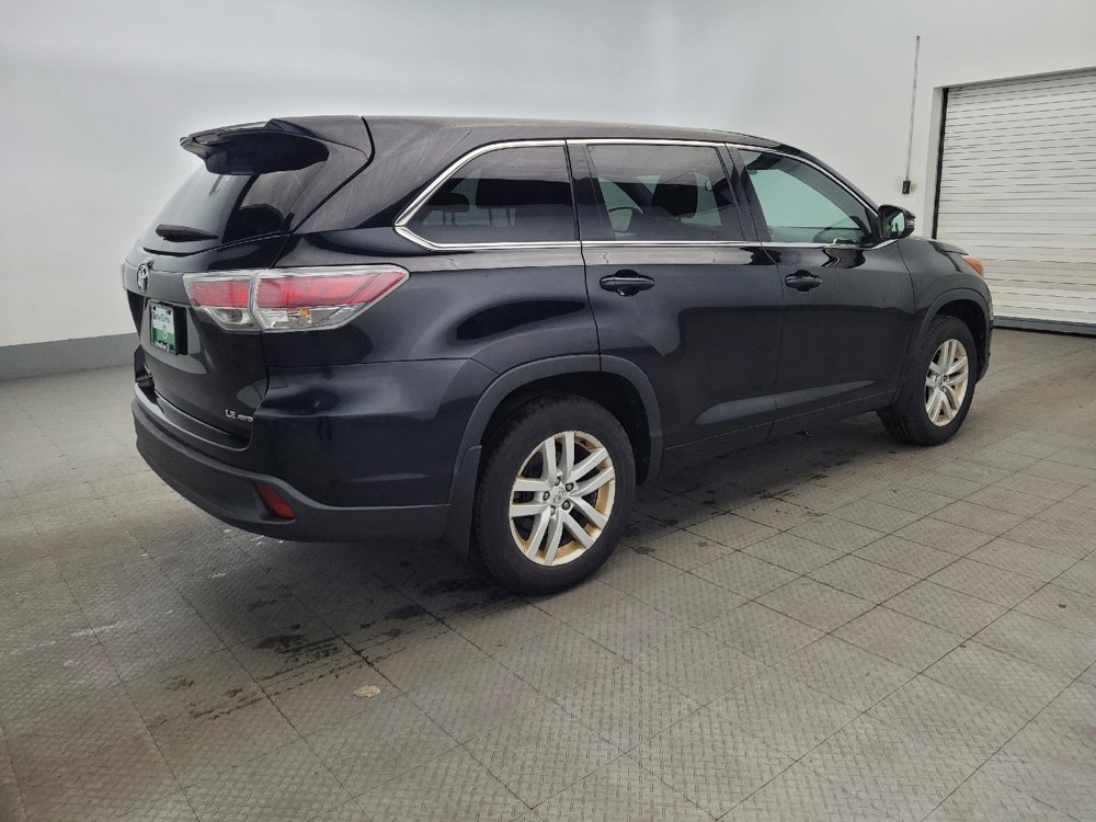 Used 2015 Toyota Highlander LE image 10
