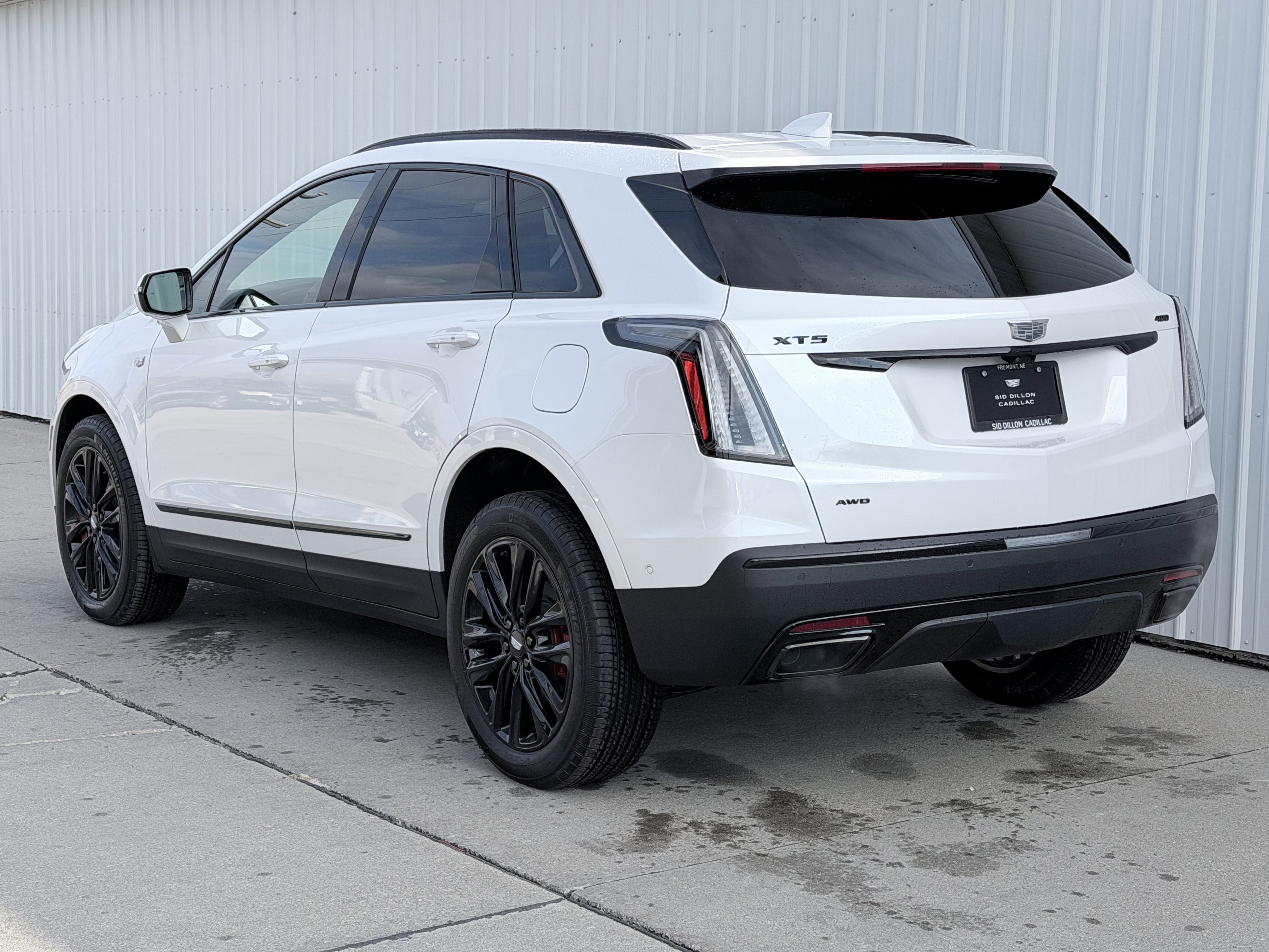 New 2026 Cadillac XT5 Sportv w/ LPO, Onyx Lite Package image 7