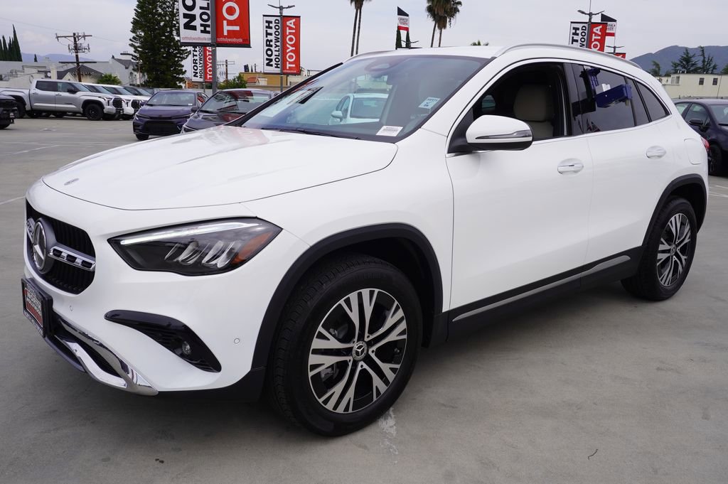 Used 2025 Mercedes-Benz GLA 250 image 4