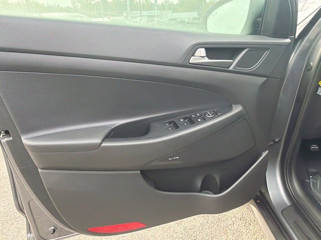 Used 2017 Hyundai Tucson SE Plus AWD/4WD image 16