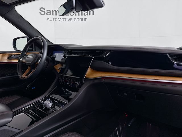 Used 2023 Jeep Grand Cherokee Summit image 31