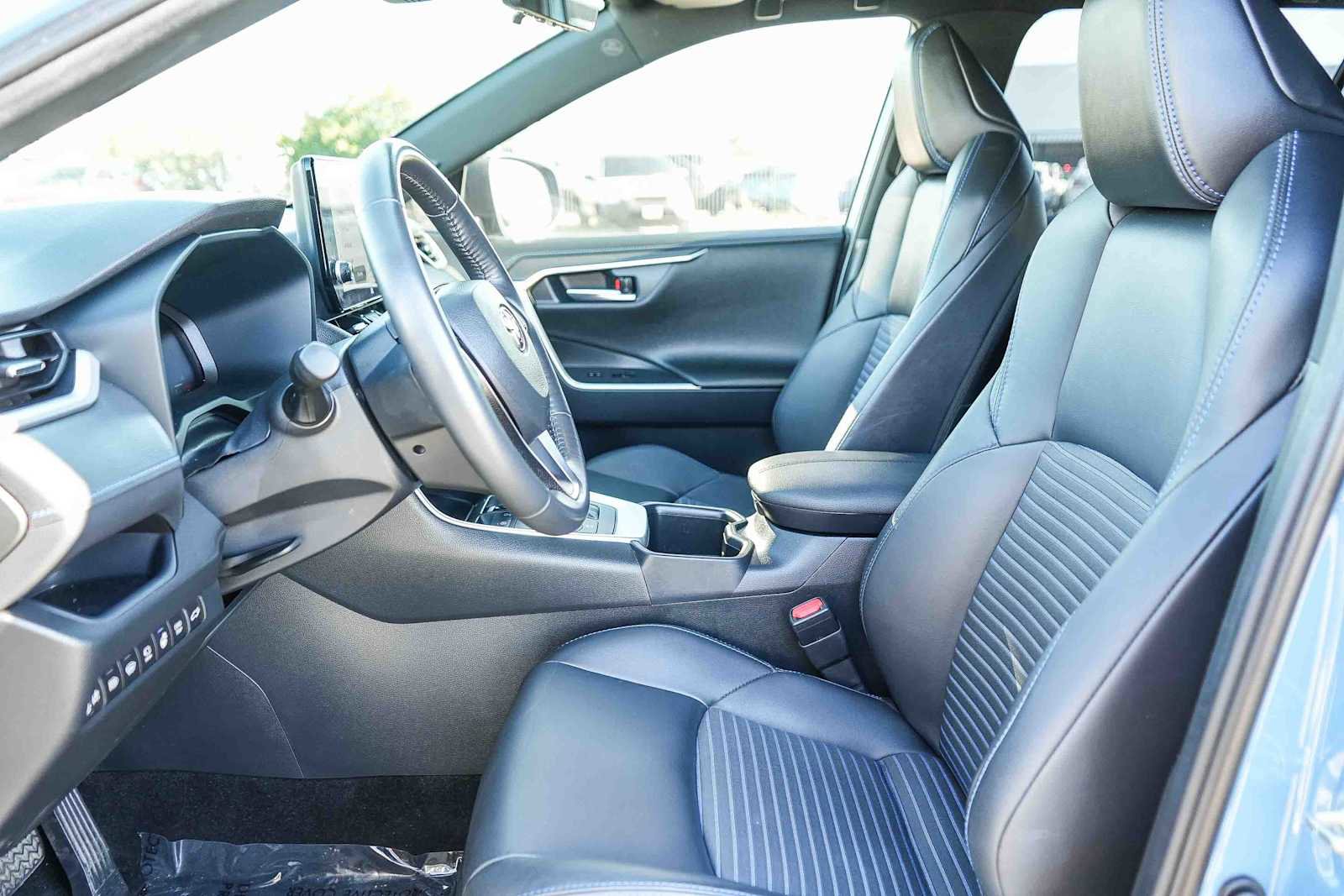 Used 2024 Toyota RAV4 XSE w/ Advanced Technology Package image 17