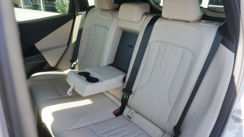 Used 2026 BMW X3 xDrive30i w/ Convenience Package AWD/4WD image 11