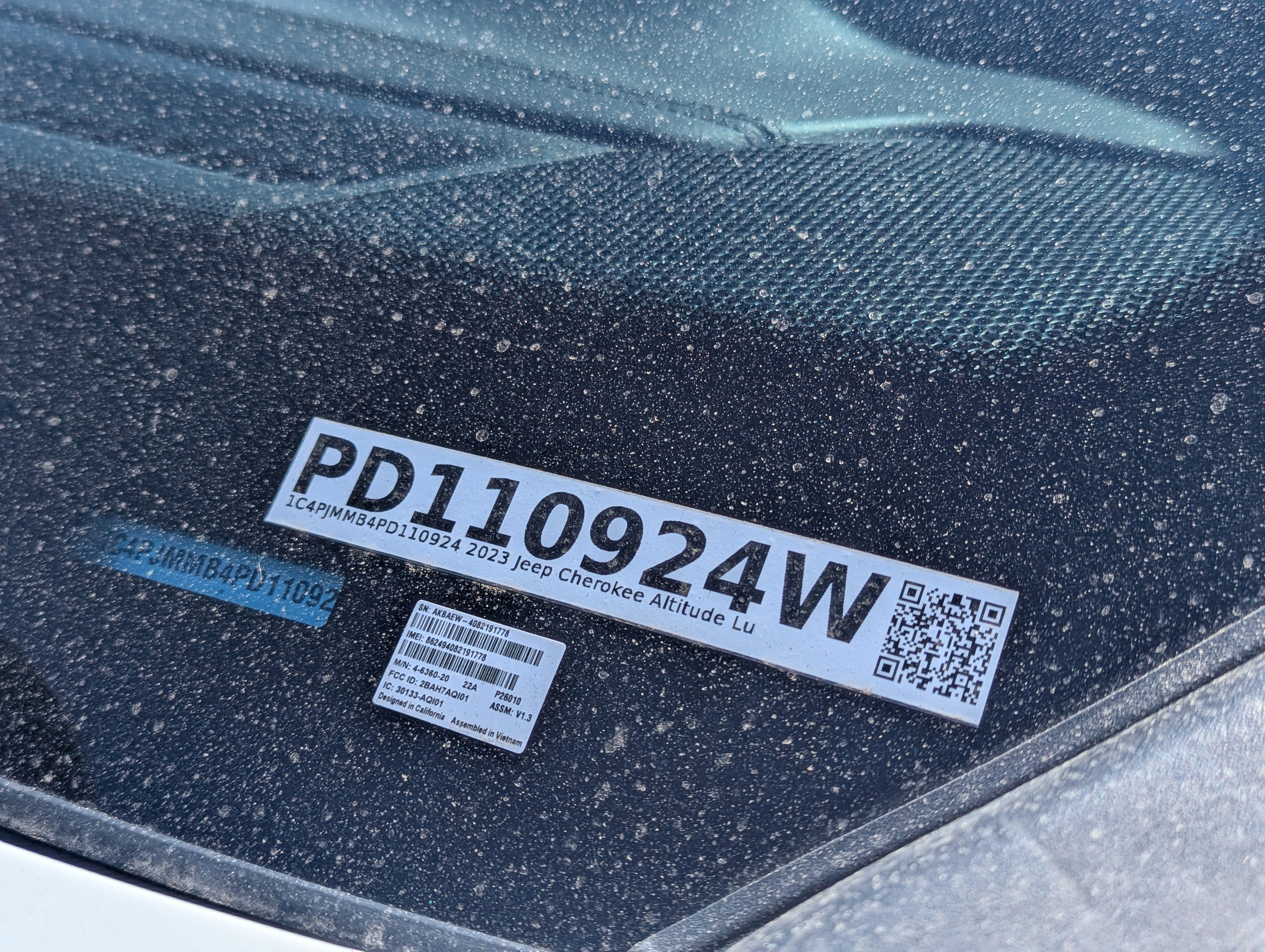 Used 2023 Jeep Cherokee Altitude Lux image 34