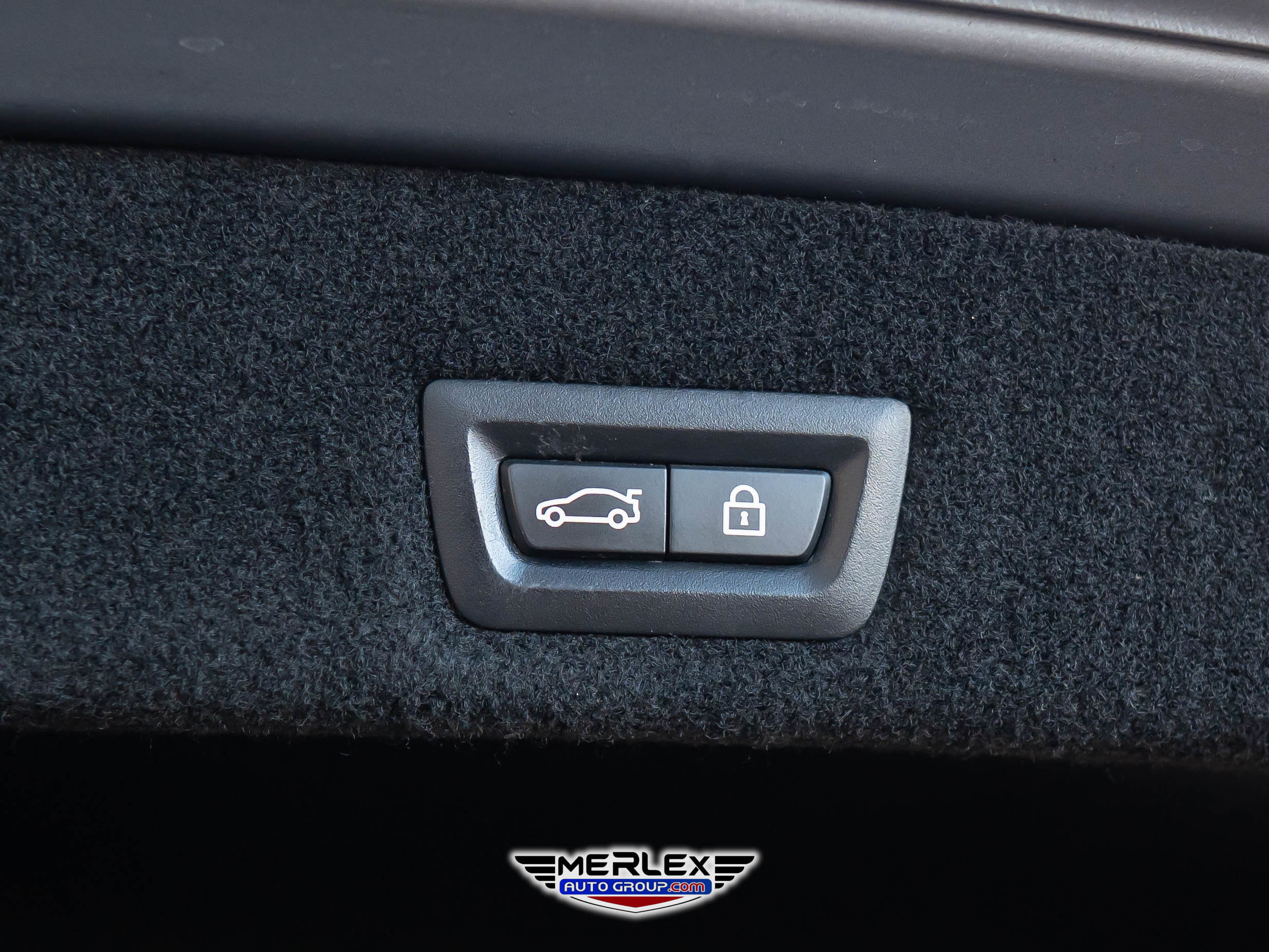 Used 2018 BMW 750i w/ Executive Package image 51